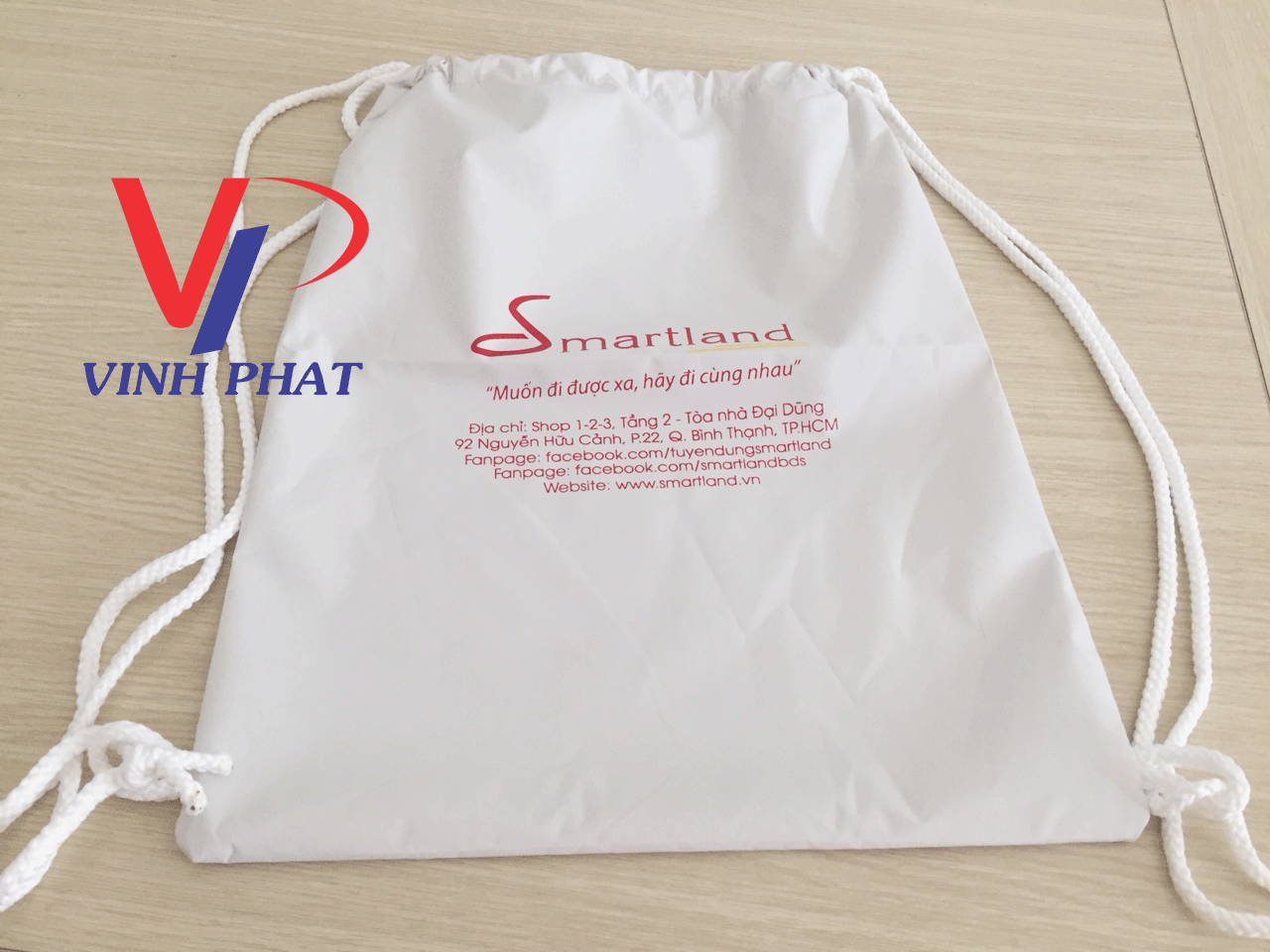 323fca1564a685f8dcb7