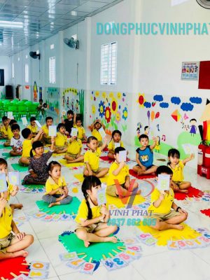 dong_phuc_mam_non_hoa_nang_3