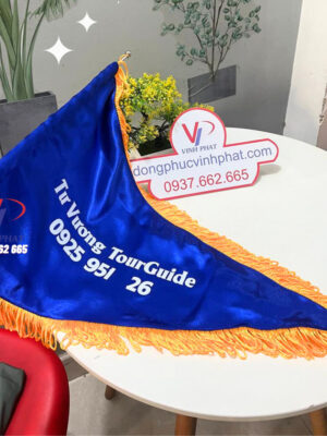 co_du_lich_tu_vuong_4