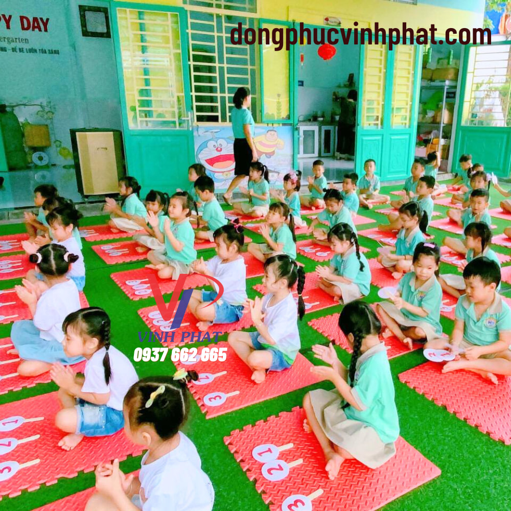 dong_phuc_mam_non_xanh_2