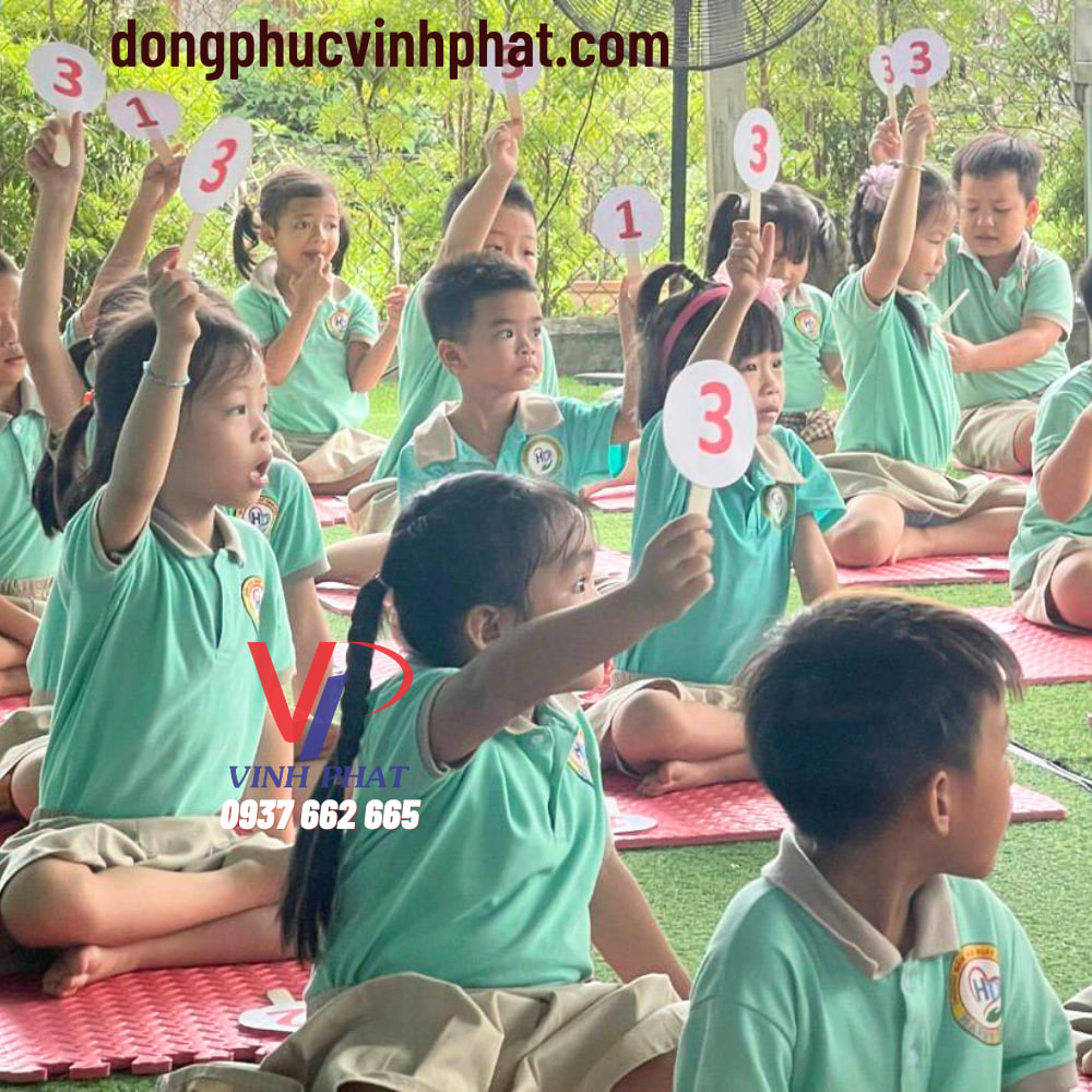 dong_phuc_mam_non_xanh_5