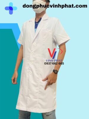 ao_blouse_trang_tay_ngan_2