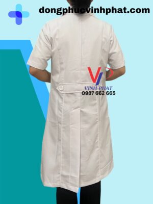 ao_blouse_trang_tay_ngan_5