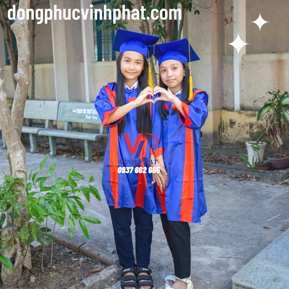 dong_phuc_tot_nghiep_1