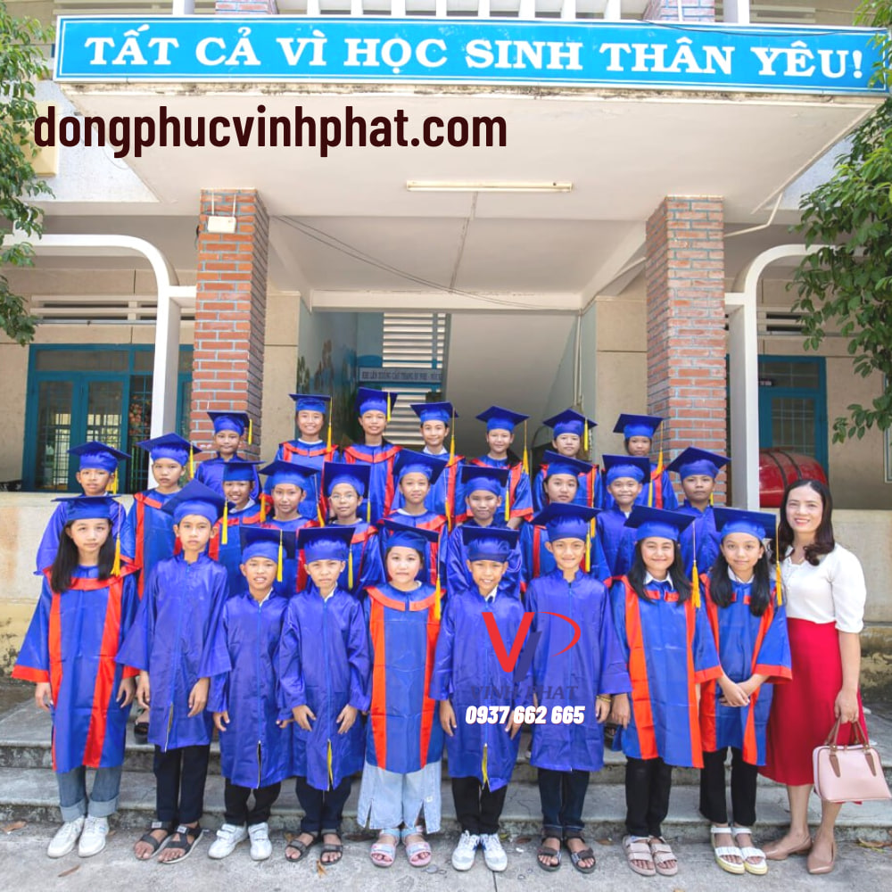 dong_phuc_tot_nghiep_2