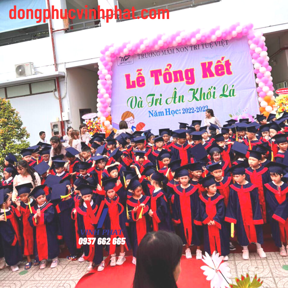 dong_phuc_tot_nghiep_4