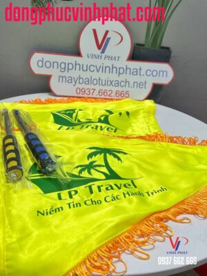 co_tour_vang_lp tour_2